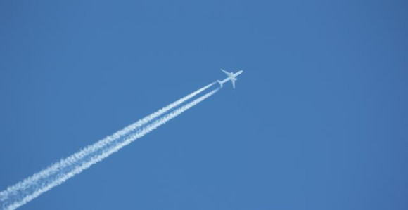 Inženjer poginuo, pilot povređen