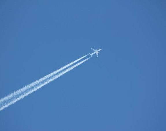 Inženjer poginuo, pilot povređen