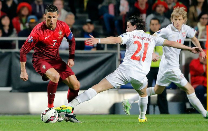 Ronaldo ne gubi od Srbije, ali ne može ni do gola!