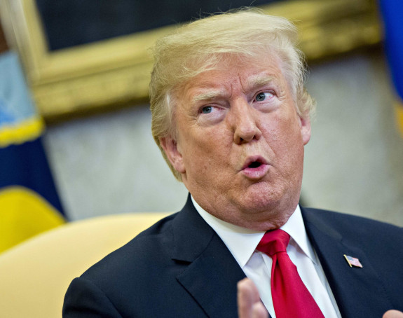 Трамп поручио: Истрага сулуда