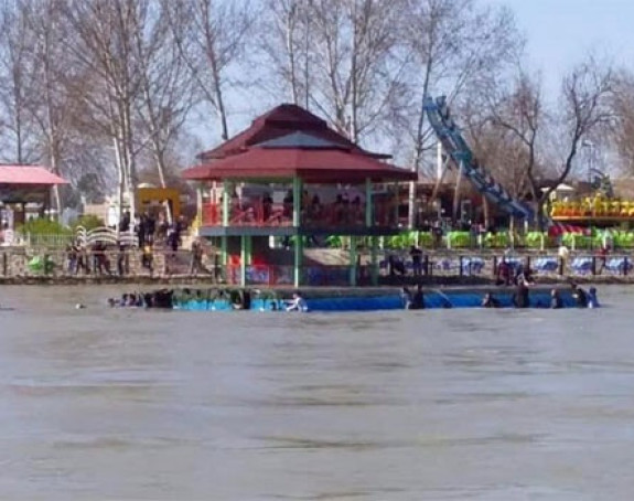 Потонуо трајект на Тигру