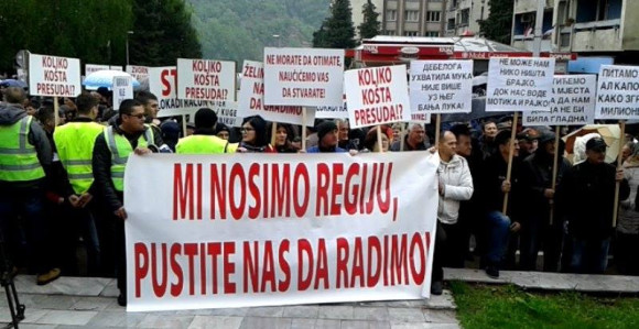 Radnici poručuju: Odblokirati račun ''Alumine''!