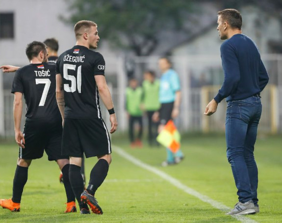 Znamo im užu i širu familiju!