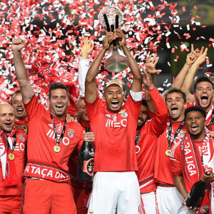 Benfika je sila koja ruši sve pred sobom! Osvojen i Liga Kup!