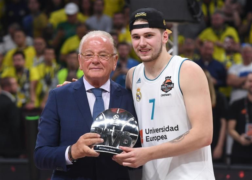 Kerol, Rendolf, Rudi: Luka je čudo!