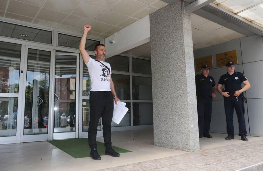 Davor podnio 100 prijava tužilaštvu