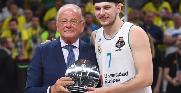 Kerol, Rendolf, Rudi: Luka je čudo!