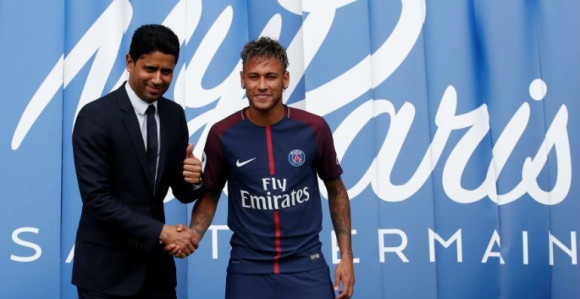 Ал Келаифи: Џаба пишете да Нејмар иде!