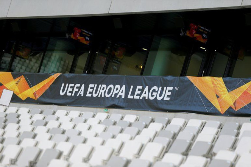Fudbal - politika 0:1!