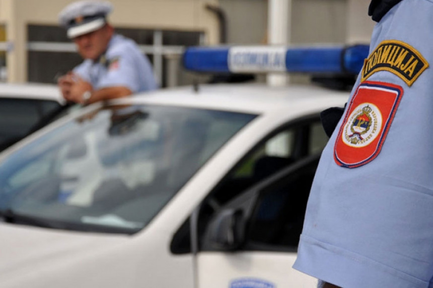 Пале: Лажни полицајци опљачкали подстанаре