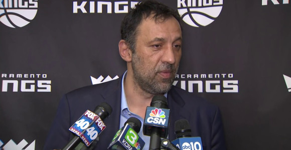 Divac glatko odbio Medžika Džonsona!