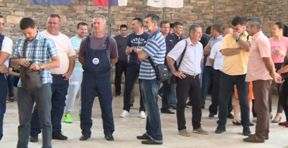 Lakić smijenjen, radnici ogorčeni