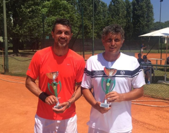 Паоло Малдини мајстор и у "бијелом спорту"!