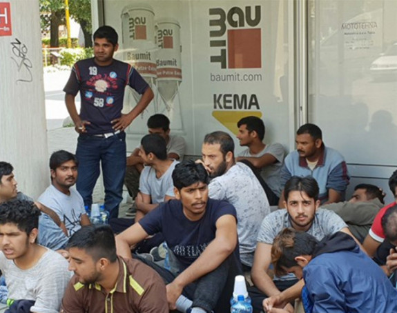 Grupa migranata stigla u Tuzlu