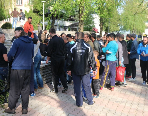 Policija pretresa migrante u BiH
