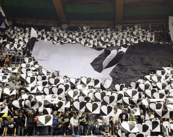 Konačno - Partizanova kuća!