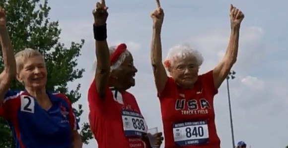 Video: Nadimak joj je URAGAN, ima 103 godine i TRČI!