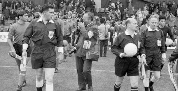 Video: Strijelac za Sjevernu Koreju 1966. protiv Italije još uvijek slavi!