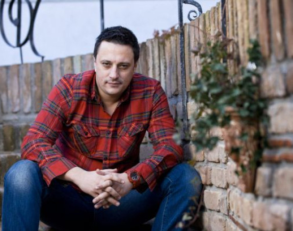 Andrija Milošević sa djevojkom kupio stan