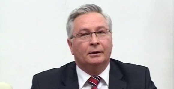 Farsa režima i ismijavanje naroda