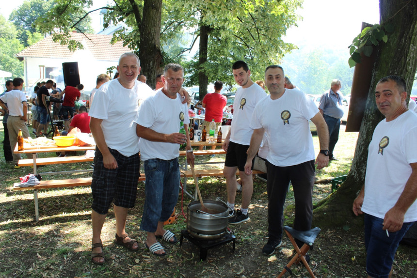 ''Kotlićijada'' u Priboju kod Lopara