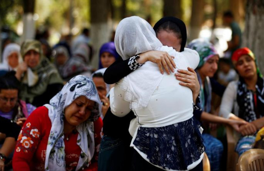 50 људи у Турској побило једно дијете