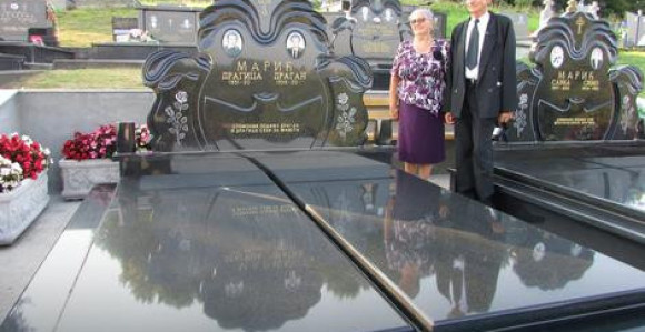 Derventa: Priredili sopstvenu sahranu