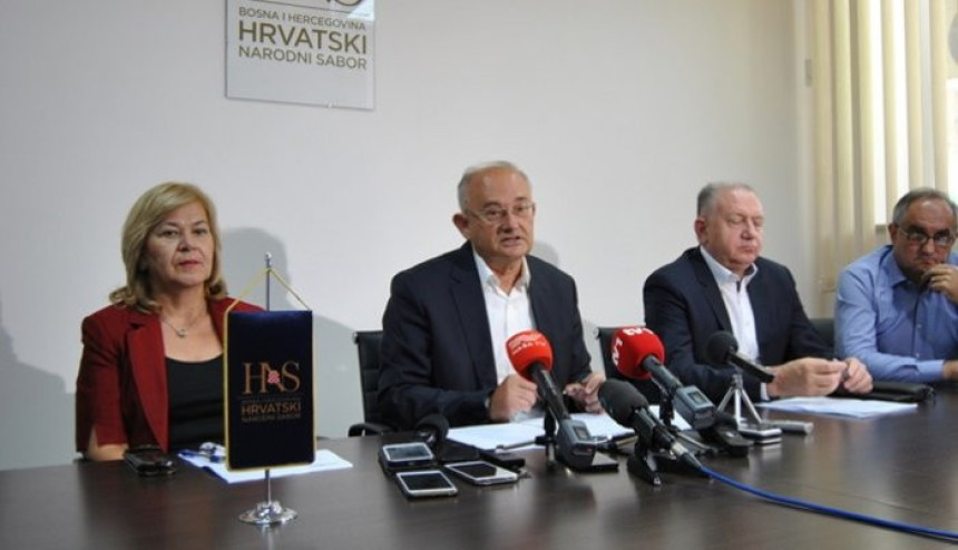 HNS poslao upozorenje