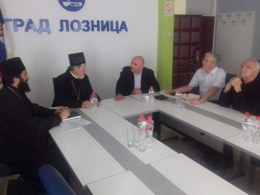Gradske vlasti zajedno sa crkvom