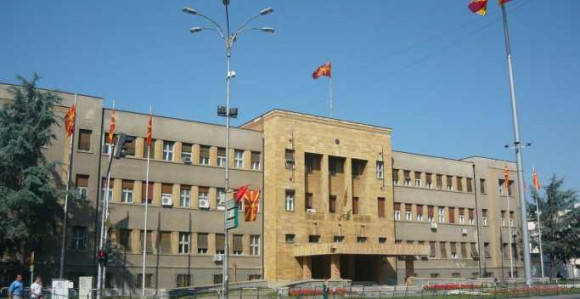 Povučeno osoblje ambasade Srbije