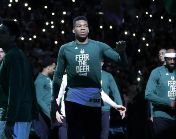 "Povreda lažna, imamo snimak Janisovog kolena!"