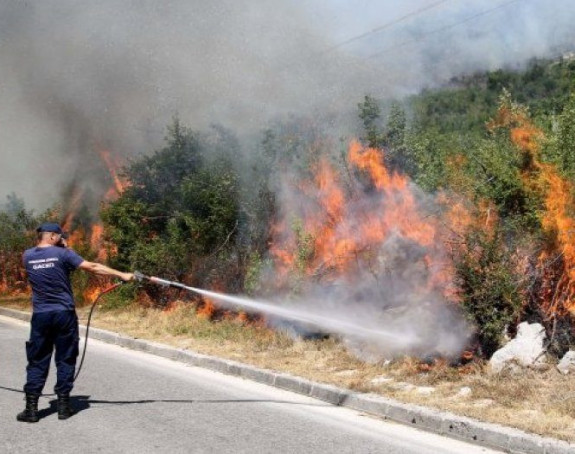 Požari poprimili razmjere katastrofe