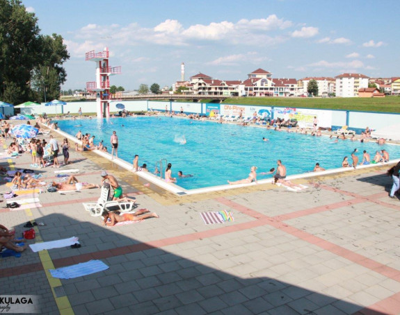 Mladić se juče utopio u bazenu 