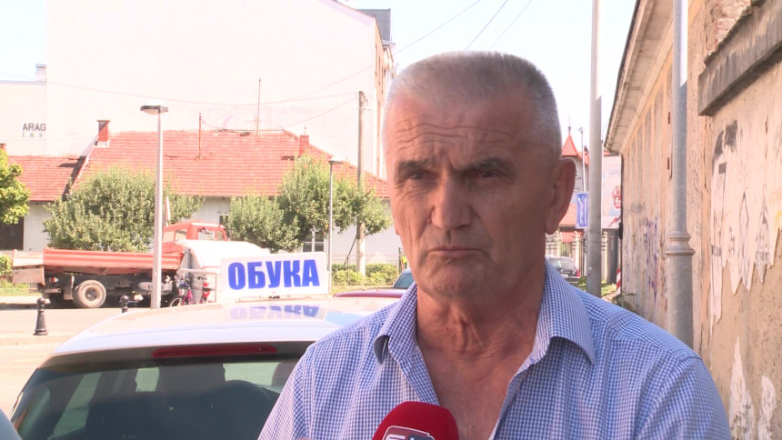 Ауто-школа трпи посљедице због забране рада