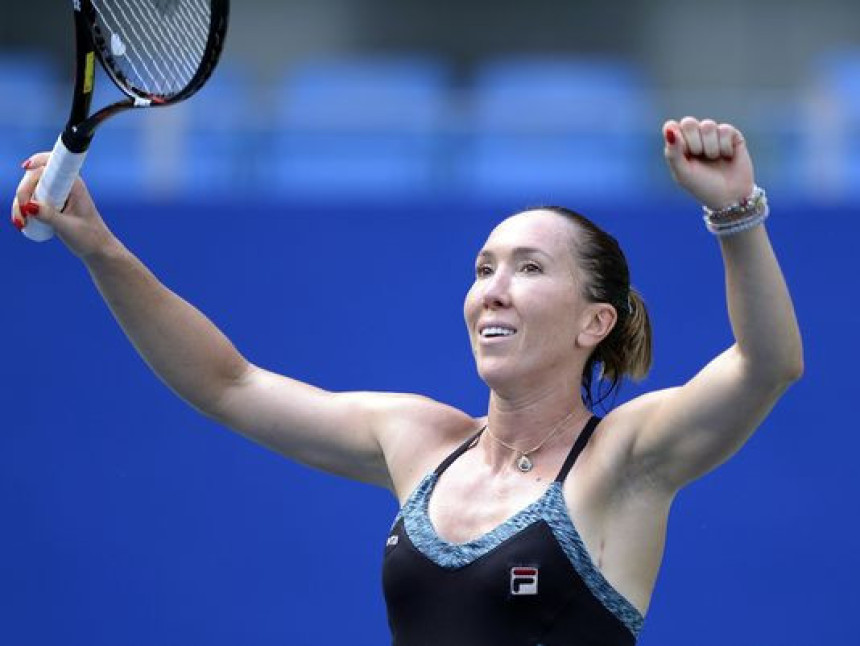 Gvangžu: Jelena u četvrtfinalu, slijedi Lisicki!