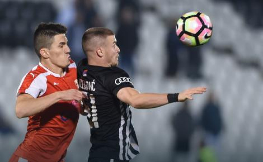 Primili gol, pa vikali: Zvezda šampion! 