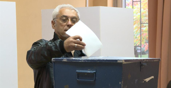 "Okršaj" SDS-a i SNSD-a u Trnovu