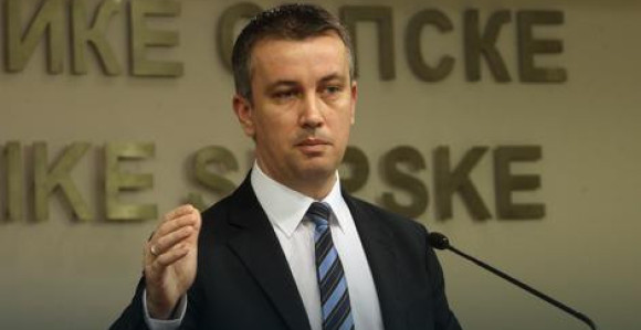 Dodik se ponovo nudi strancima