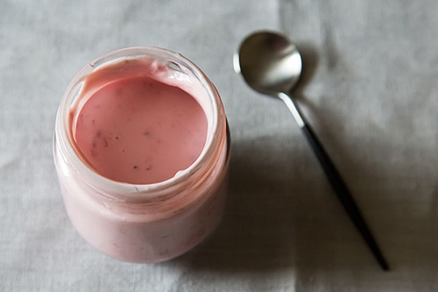 Voćni jogurti sadrže više šećera od gaziranih pića