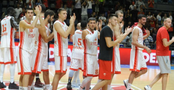 Прича: Црвена звезда - поглед у огледало...