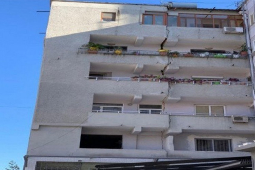 Posljedice jakog zemljotresa danas u Albaniji