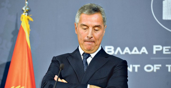 Milo prvi put nema sve u svojim rukama