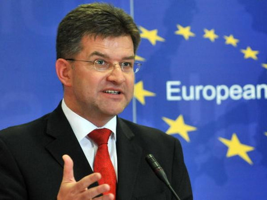 Političari BiH su kočnice razvoja  