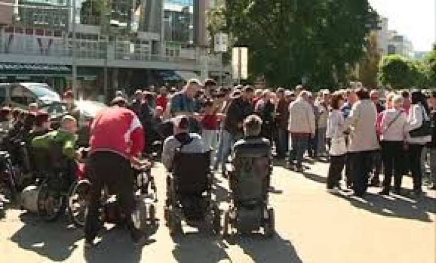 Protestna šetnja invalida danas u Banjaluci