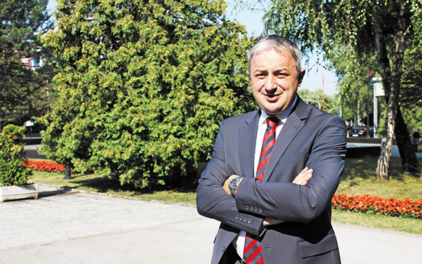 Borenović izazvao Dodika na duel