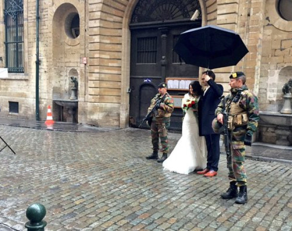 Belgija: Vjenčanje u pratnji  vojnika