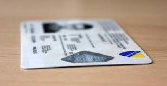 Prodaja ličnih karata postaje unosan biznis