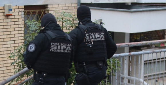 SIPA pretresla privatni sef u Unikredit banci