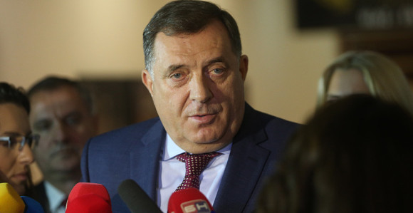 Dodik: Putovaću pasošem Srbije