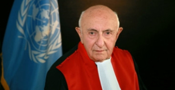 Presuda Karadžiću do proljeća